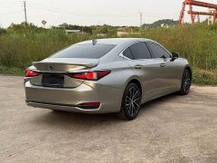 Lexus ES 2022 300h Premium Edition - ფოტო 20