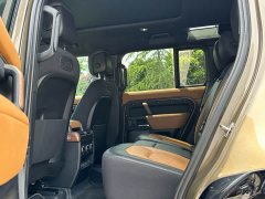 Land Rover Defender 110 P400 X - ფოტო 15