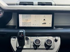 Land Rover Defender 110 P400 Dark Edition - ფოტო 18
