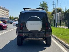 Land Rover Defender 110 P400 Dark Edition - ფოტო 4