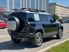 Land Rover Defender 110 P400 Dark Edition - ფოტო 6