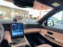 NIO ES8 100kWh Signature Edition Six-Seater - ფოტო 9