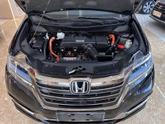Honda Elysion 2.0L Hybrid Luxury - ფოტო 16
