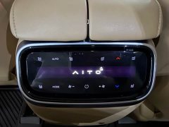 AITO M7 1.5T Intelligent Driving AWD Ultra 5-Seater - ფოტო 17