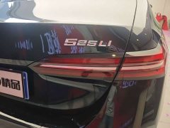 BMW 5 Series 525Li M Sport Package - ფოტო 14