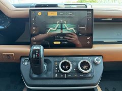 Land Rover Defender 110 3.0T P400 Dark Edition - ფოტო 17