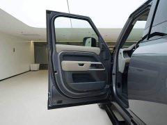 Land Rover Defender 110 P400 X-DYNAMIC HSE - ფოტო 15