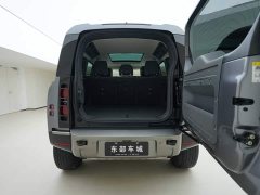 Land Rover Defender 110 P400 X-DYNAMIC HSE - ფოტო 5