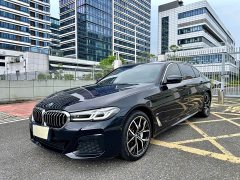 BMW 5 Series Facelift 530Li Luxury M Sport Package - ფოტო 1