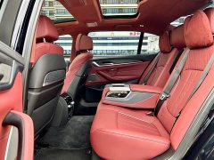 BMW 5 Series Facelift 530Li Luxury M Sport Package - ფოტო 10
