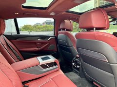 BMW 5 Series Facelift 530Li Luxury M Sport Package - ფოტო 13