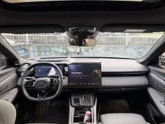 Lynk & Co Geely Lynk & Co 08 EM-P 2023 120km Extended Range Halo - ფოტო 12