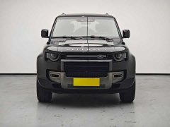Land Rover Defender 110 3.0T P400 X-Dynamic HSE - ფოტო 3