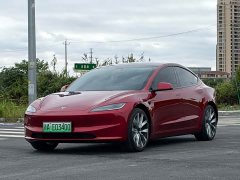 Tesla Model 3 Rear-Wheel Drive - ფოტო 1