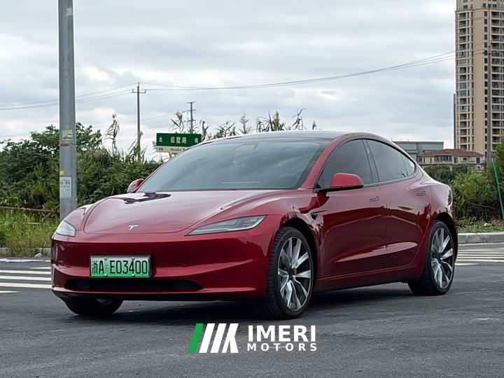 Tesla Model 3 Rear-Wheel Drive