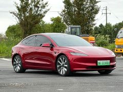 Tesla Model 3 Rear-Wheel Drive - ფოტო 2