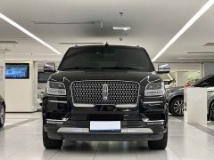 Lincoln Navigator 2020 Presidential Series 3.5T - ფოტო 2