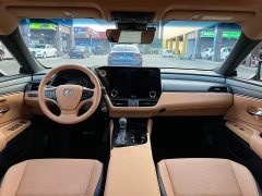 Lexus ES 200 Premium Edition - ფოტო 5
