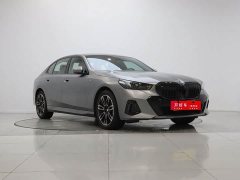 BMW 5 Series 530Li Premier M Sport Package - ფოტო 3