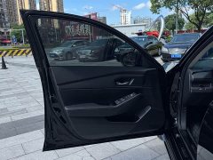 Honda Accord Sport Series 260TURBO Luxury - ფოტო 19