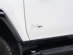 Hummer EV Pure Electric - ფოტო 6