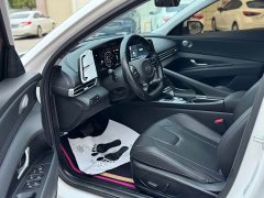 Hyundai Elantra 2022 1.5L CVT Luxury - ფოტო 7