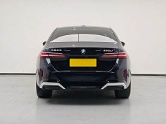 BMW 5 Series 530Li Luxury M Sport Package - ფოტო 3