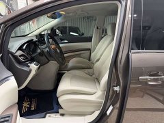 Buick GL8 2023 Land Business Class Comfort Edition - ფოტო 9