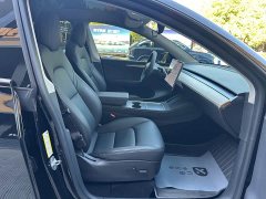 Tesla Model Y Long Range All-Wheel Drive - ფოტო 10