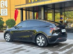 Tesla Model Y Long Range All-Wheel Drive - ფოტო 7
