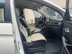 Baojun 730 1.5T CVT Fashion 7-Seater - ფოტო 13