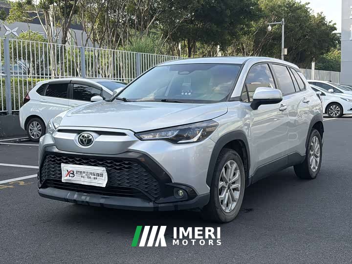 Toyota Frontlander 2.0L CVT Leading Edition