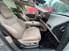 Li Auto i8 2025 Standard Edition - ფოტო 14