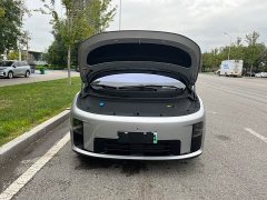 Li Auto i8 2025 Standard Edition - ფოტო 18