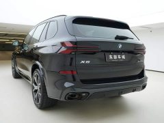 BMW X5 xDrive 30Li M Sport Luxury Night Edition Package - ფოტო 4