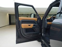 Land Rover Defender 2024 110 3.0T P400 X-DYNAMIC HSE - ფოტო 14