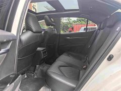 Toyota Camry 2.5G Luxury Edition - ფოტო 5
