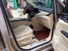 Buick GL8 ES LuZun Flagship - ფოტო 13