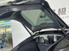 Tesla Model Y Rear-Wheel Drive - ფოტო 13
