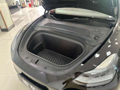 Tesla Model Y Rear-Wheel Drive - ფოტო 16