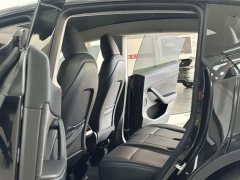 Tesla Model Y Rear-Wheel Drive - ფოტო 9