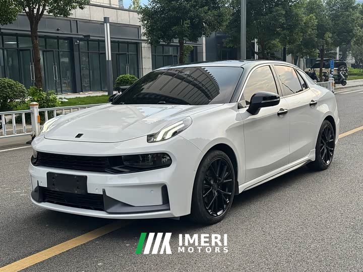 Lynk & Co 03 2.0T Diesel DCT Pro