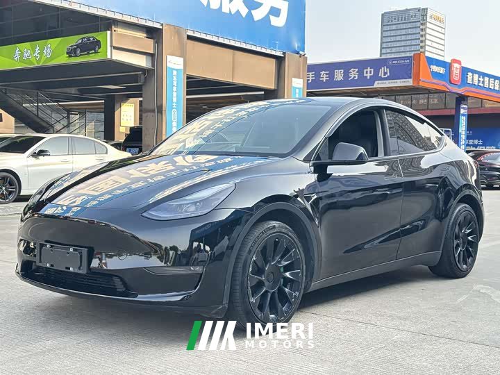 Tesla Model Y Facelift Long Range All-Wheel Drive