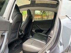 Tesla Model Y Rear-Wheel Drive - ფოტო 18