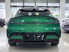 Xiaomi YU7 Four-Wheel Drive Max Edition - ფოტო 5