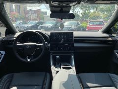 Toyota Avalon 2024 Hybrid 2.0L Luxury - ფოტო 18