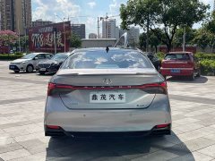 Toyota Avalon 2024 Hybrid 2.0L Luxury - ფოტო 4