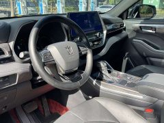 Toyota Crown Land Cruiser Crown Venza 2.5L HEV AWD Luxury - фото 11