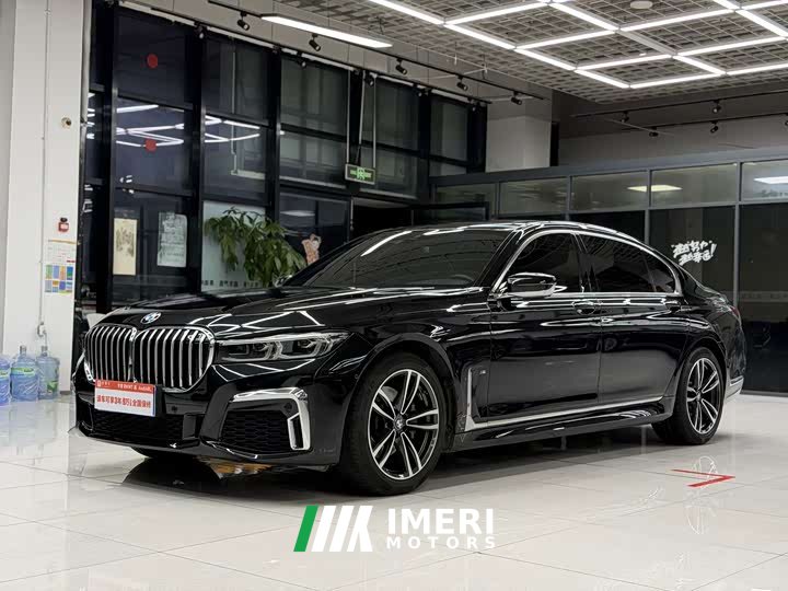 BMW 7 Series 730Li M Sport Package - ავტომობილი ჩინეთიდან