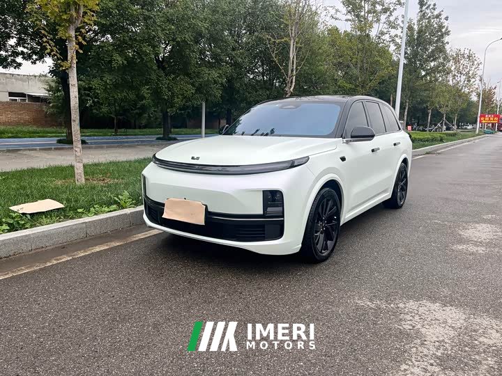 Li Auto L8 Pro